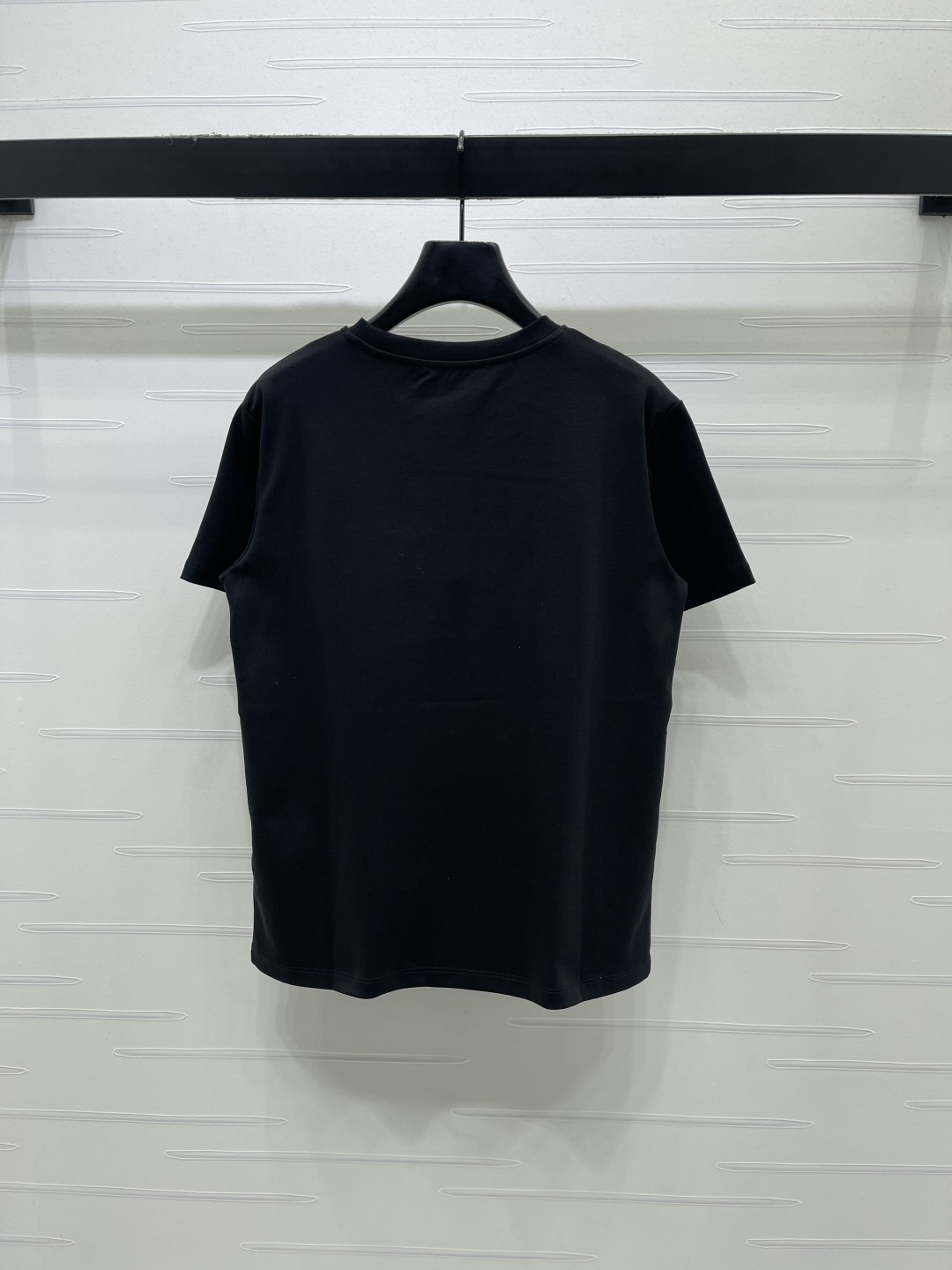 Women's short sleeves